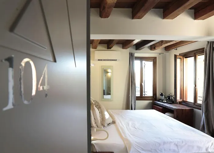 Antica Abbazia Hotel 3*